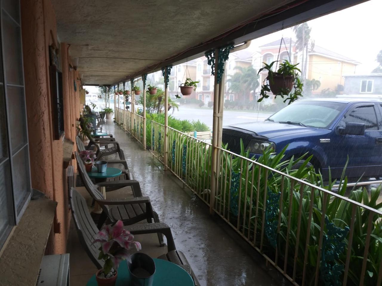 Michaels Siesta Motel São Petersburgo Exterior foto